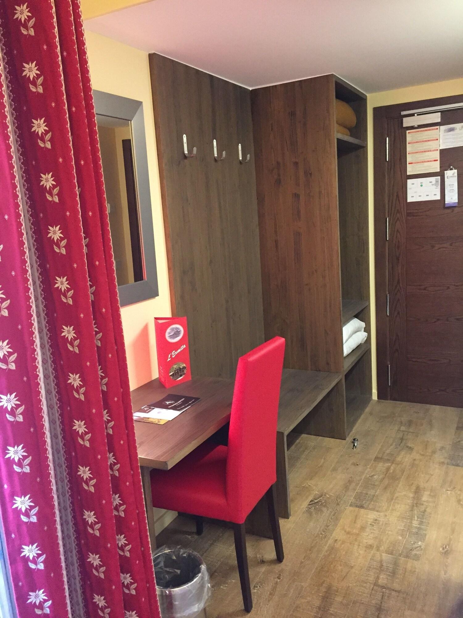 Hotel L'Ermita B&B Канилло Экстерьер фото
